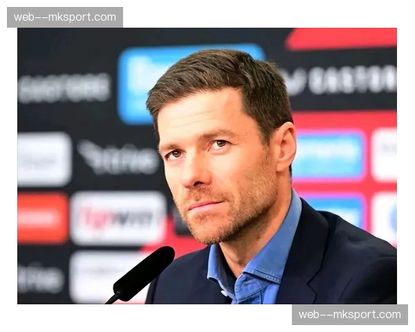 勒沃库森中场维尔茨：谈与哈维-阿隆索的合作及未来目标