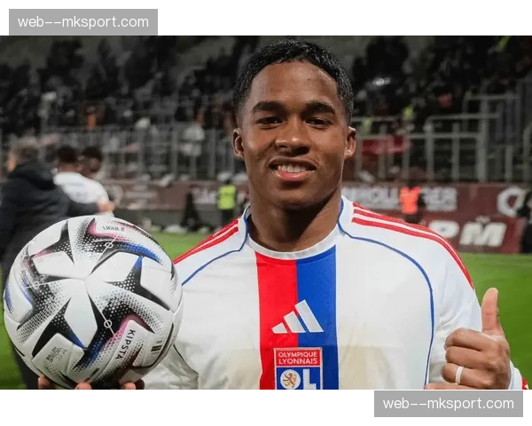 恩德里克闪耀王子公园：19岁皇马租将一传一射攻克巴黎